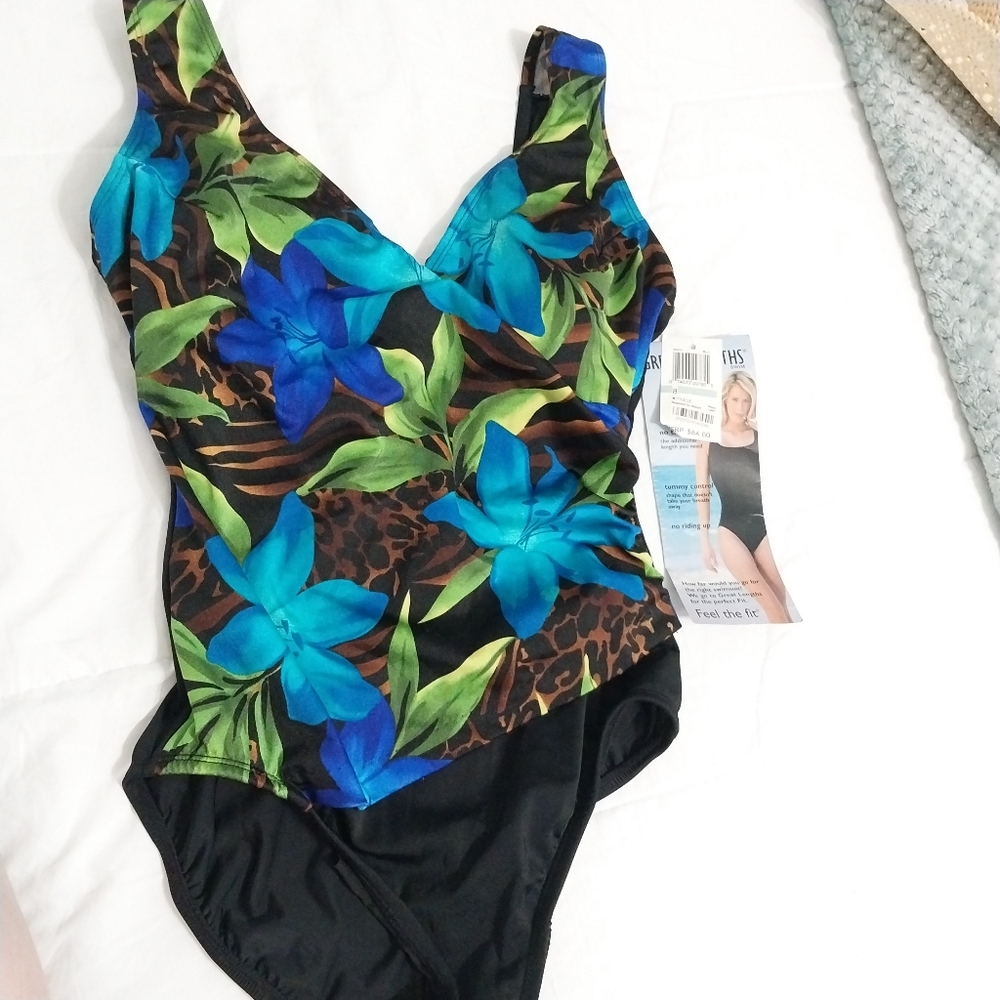 Great Lengths Women's Swimwear Black & Floral Print Size 8 new with tag